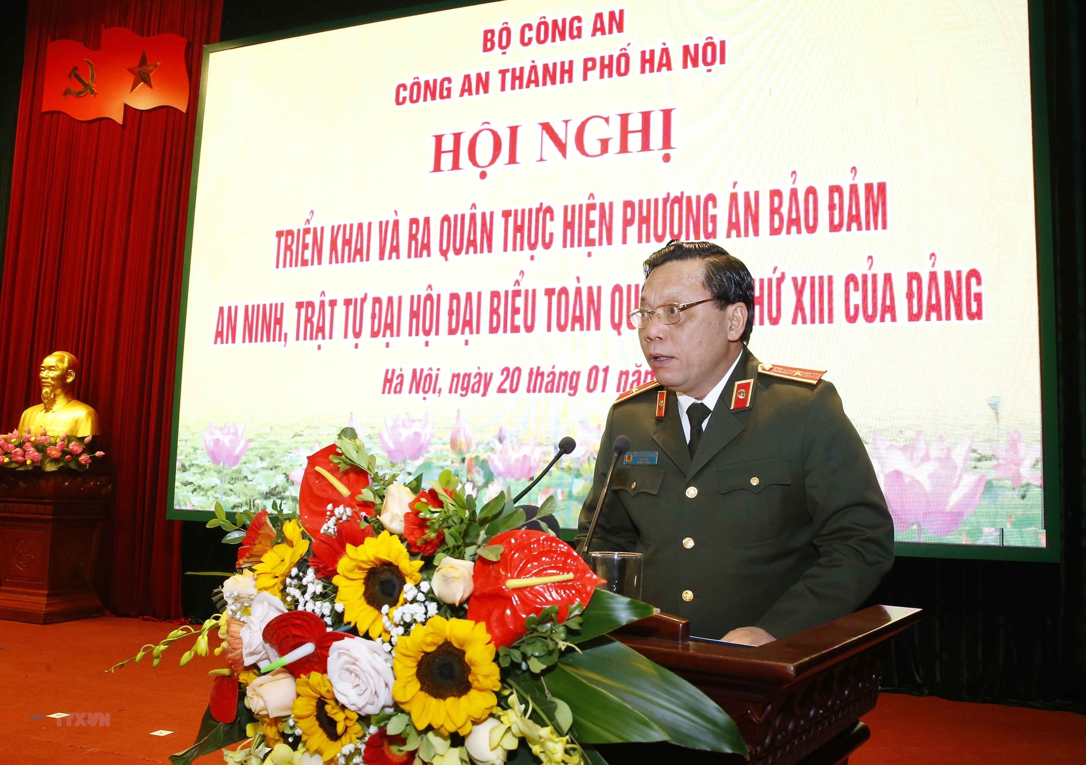 Ha Noi trien khai phuong an bao dam an ninh, trat tu Dai hoi XIII hinh anh 7