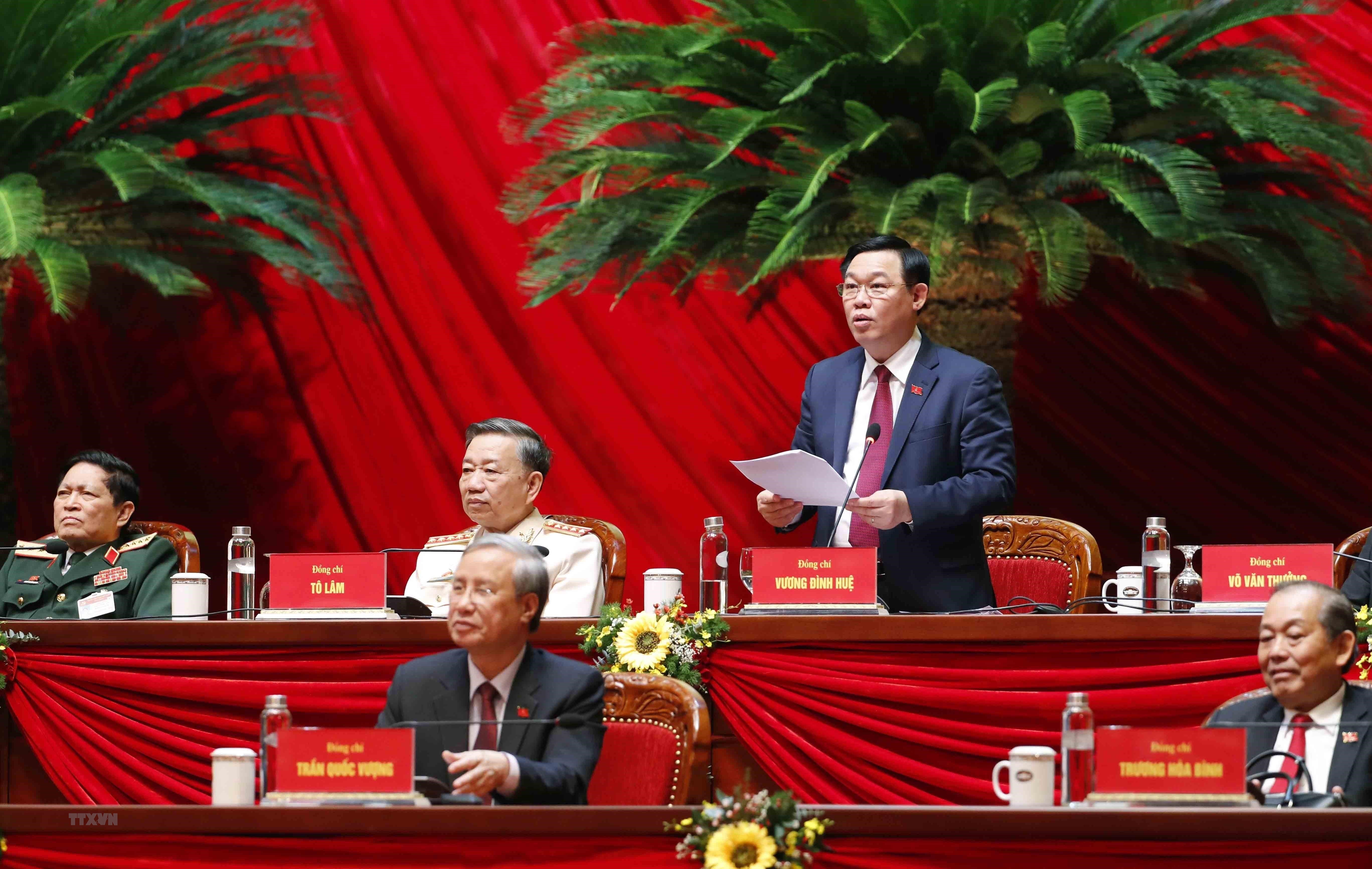 [Photo] Dai hoi XIII: Dua dat nuoc buoc vao giai doan phat trien moi hinh anh 20