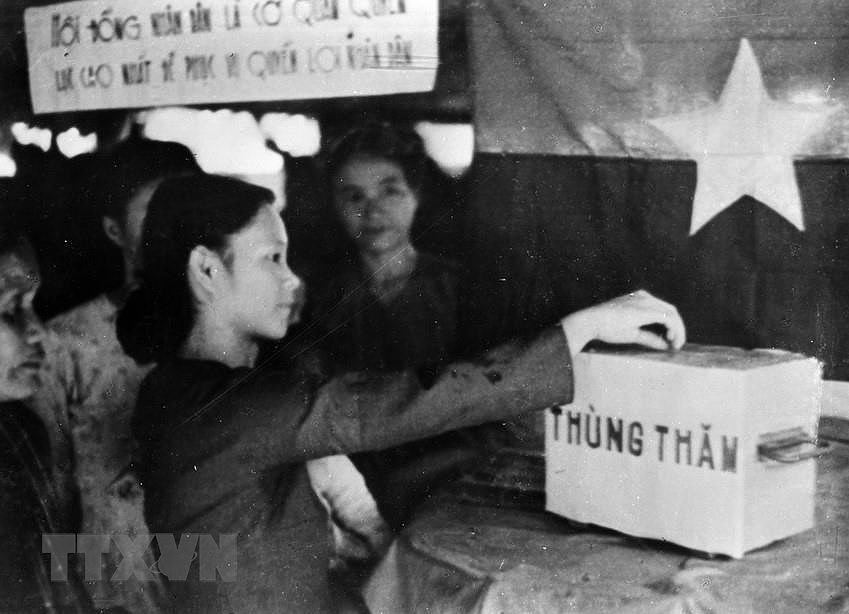 组图：越南南方解放民族阵线60周年形成与发展历程 hinh anh 12