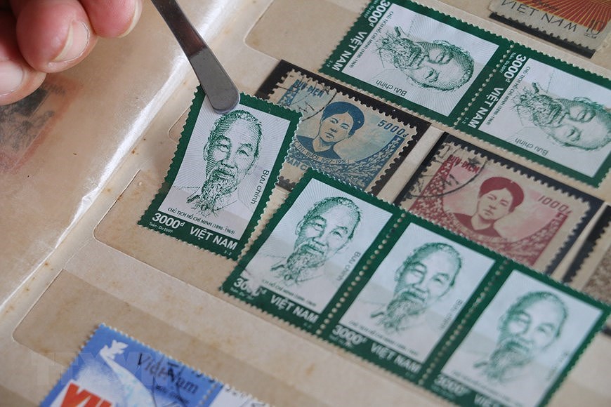 组图：邮票上的胡志明主席形象 hinh anh 11