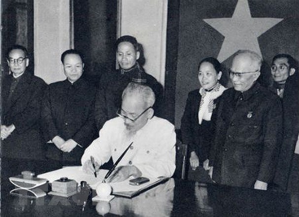 组图：越南共产党成功领导北部居民展开社会主义建设和打击美国侵略者 hinh anh 22