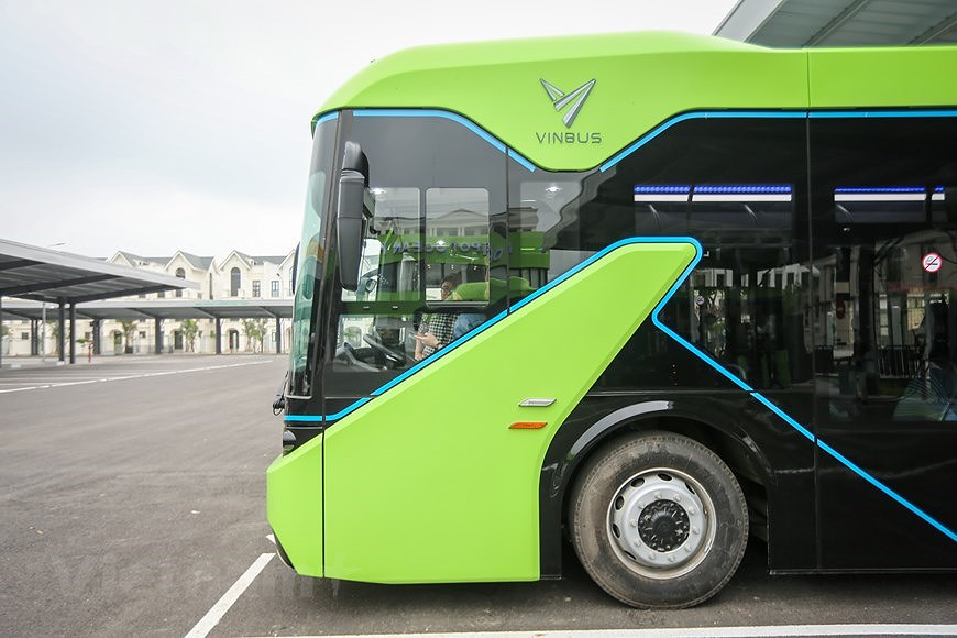 组图：VinBus开发的越南首个智能电动公交车投入运营 hinh anh 2