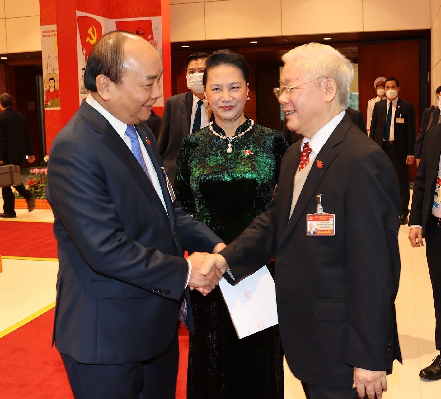 Top leaders attend the Congress's discussion on January 28 hinh anh 3