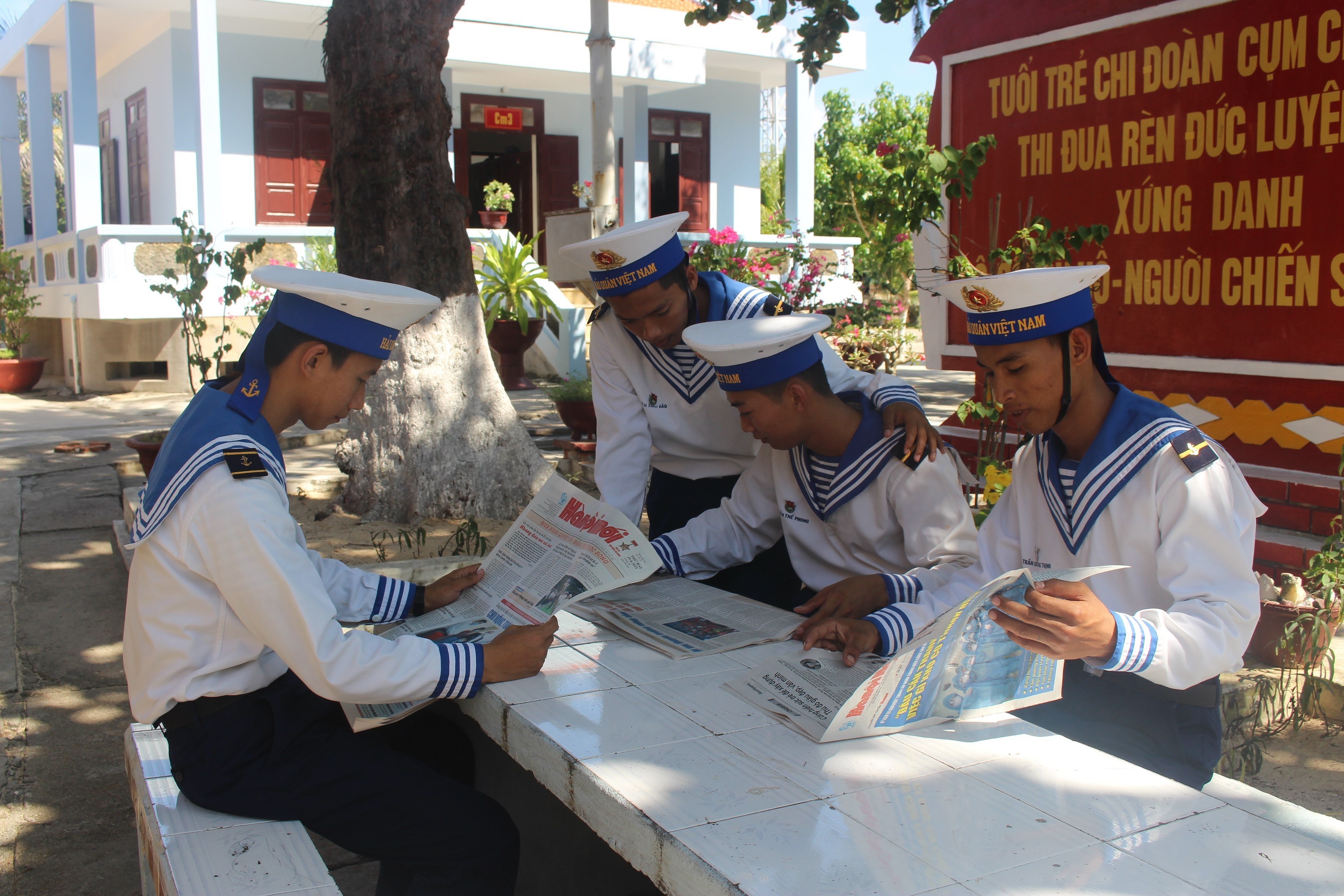 Daily life of naval soldiers in Truong Sa island district hinh anh 5