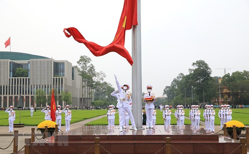 National Reunification Day celebrated across Vietnam hinh anh 10