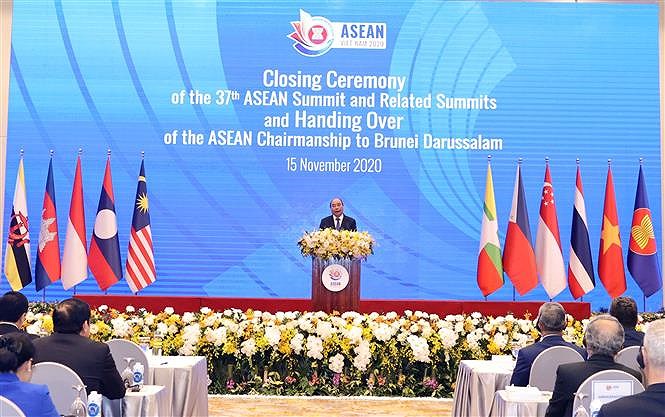 37th ASEAN Summit and Related Summits wrap up hinh anh 4