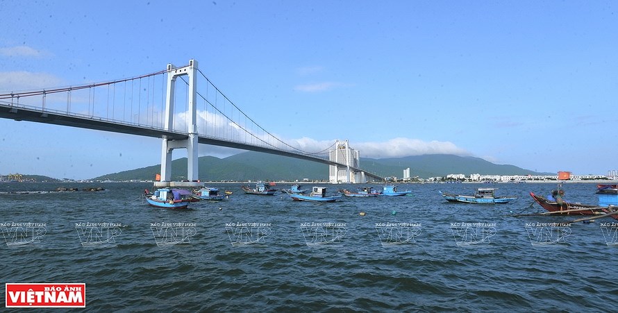 Bridges over Han river hinh anh 2