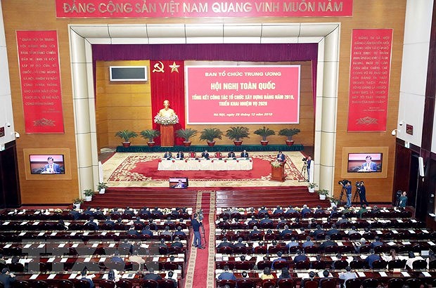 Party admits over 143,000 new members in 2019 hinh anh 1