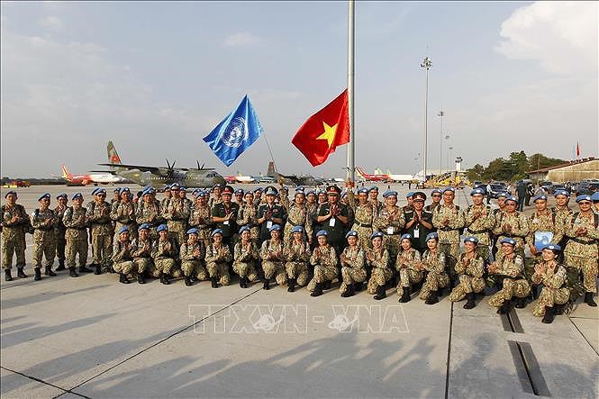Departure ceremony held for third Level-2 Field Hospital hinh anh 1