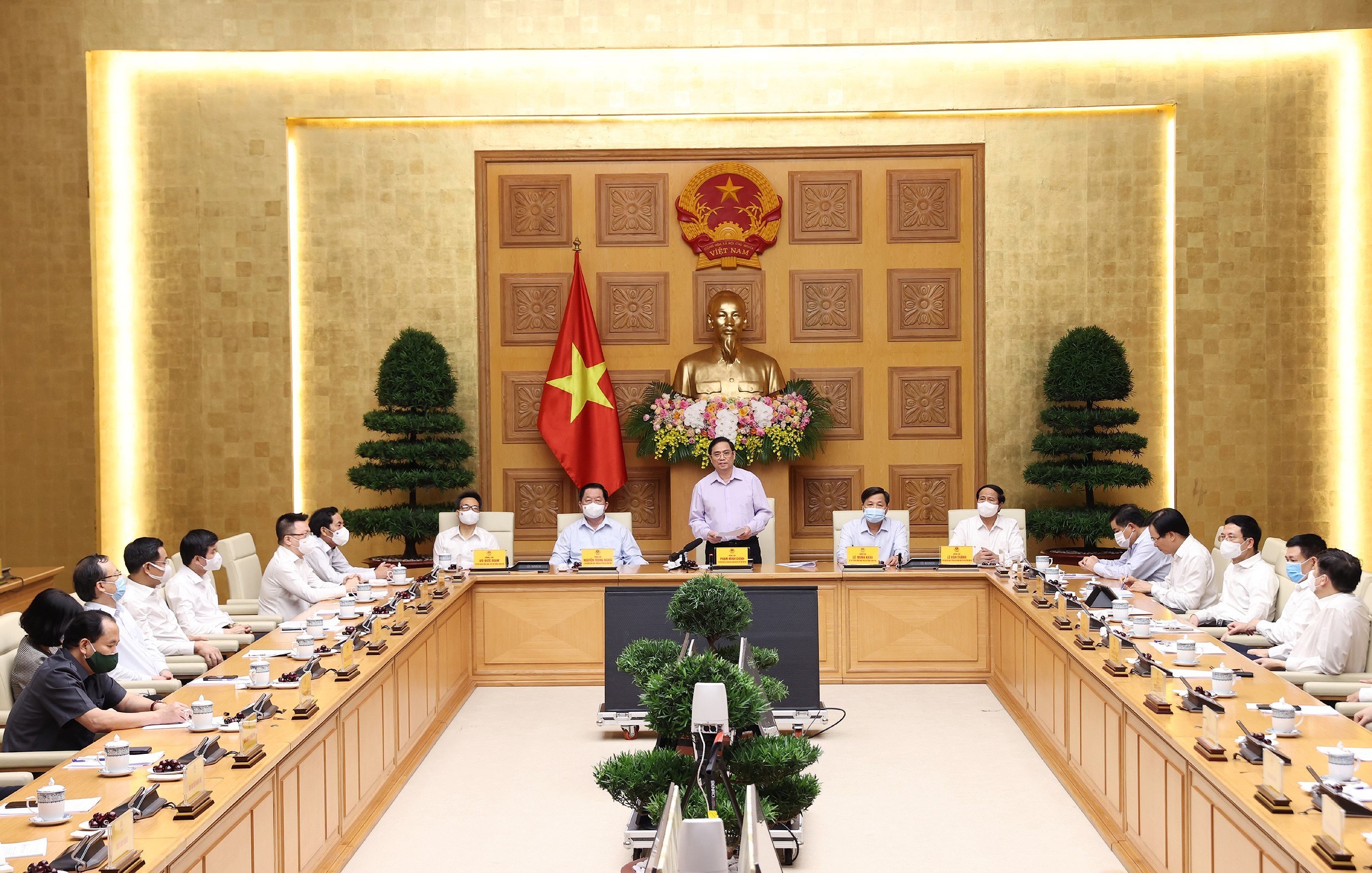 Prime Minister pledges to facilitate press activities hinh anh 2