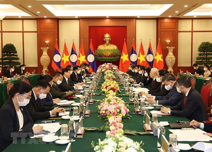 Top Lao leader’s Vietnam visit – historical milestone in bilateral ties hinh anh 3