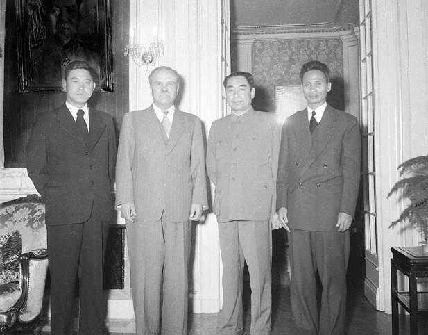 [Fotos] Aniversario 65 de la firma del Acuerdo de Ginebra de 1954 hinh anh 12