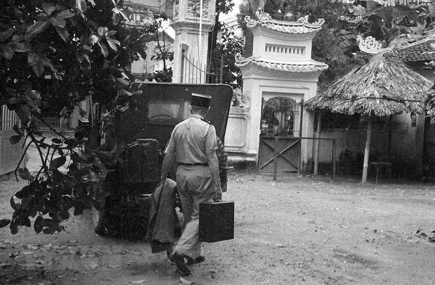 [Fotos] Imagenes de tropas francesas retiradas de Vietnam tras la firma de Ginebra en 1954 hinh anh 2