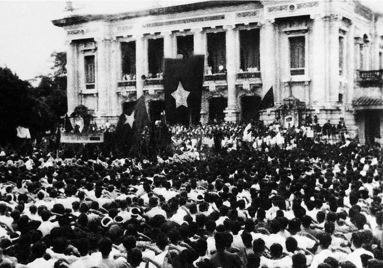 [Foto] Vietnam conmemora 74 aniversario de la Revolucion de Agosto hinh anh 3