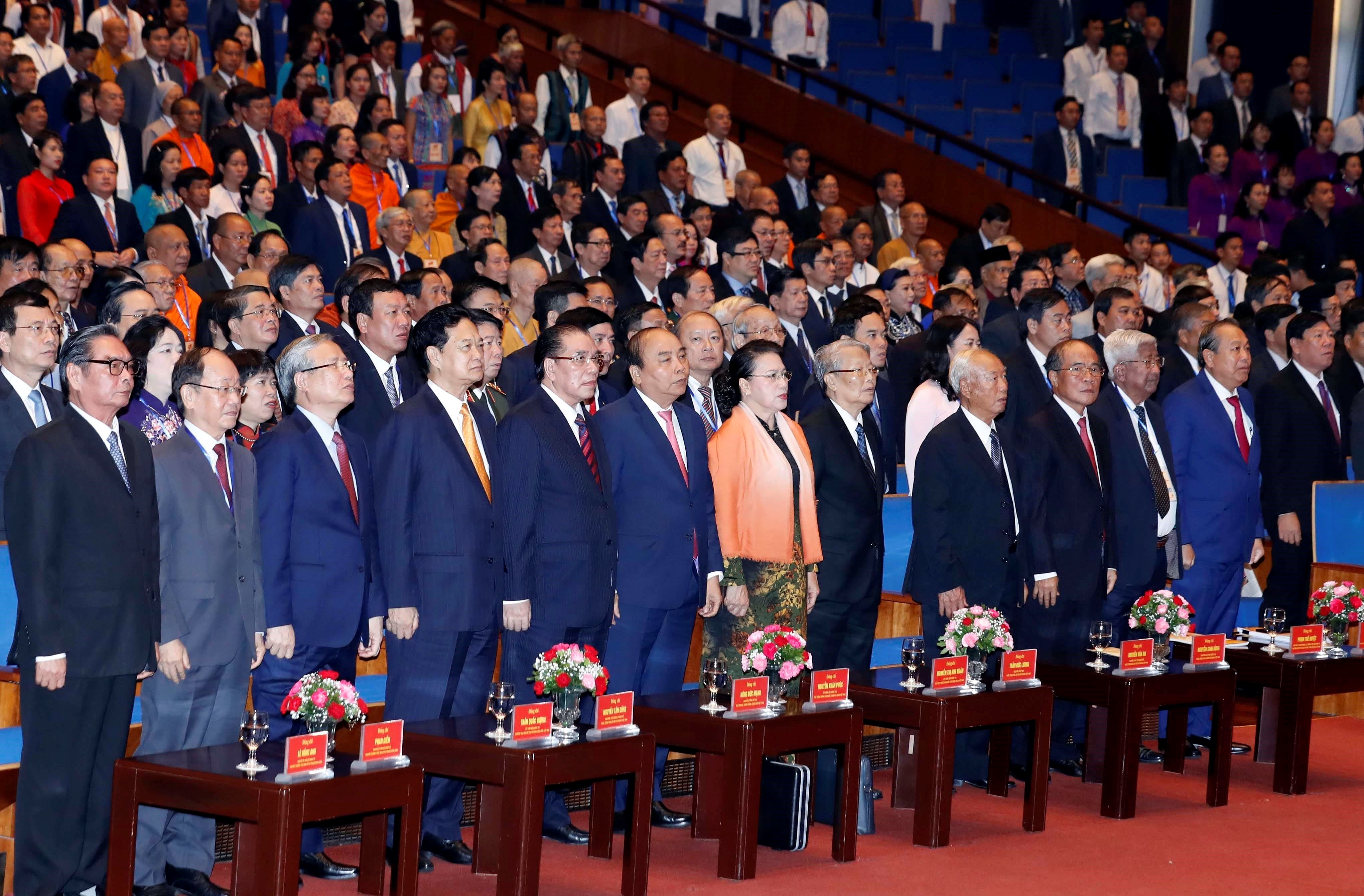 [Foto] Noveno Congreso Nacional del Frente de la Patria de Vietnam hinh anh 20