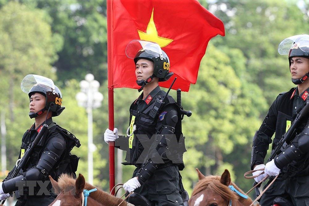[Foto] Fundan unidad de policia movil de caballeria en Vietnam hinh anh 9