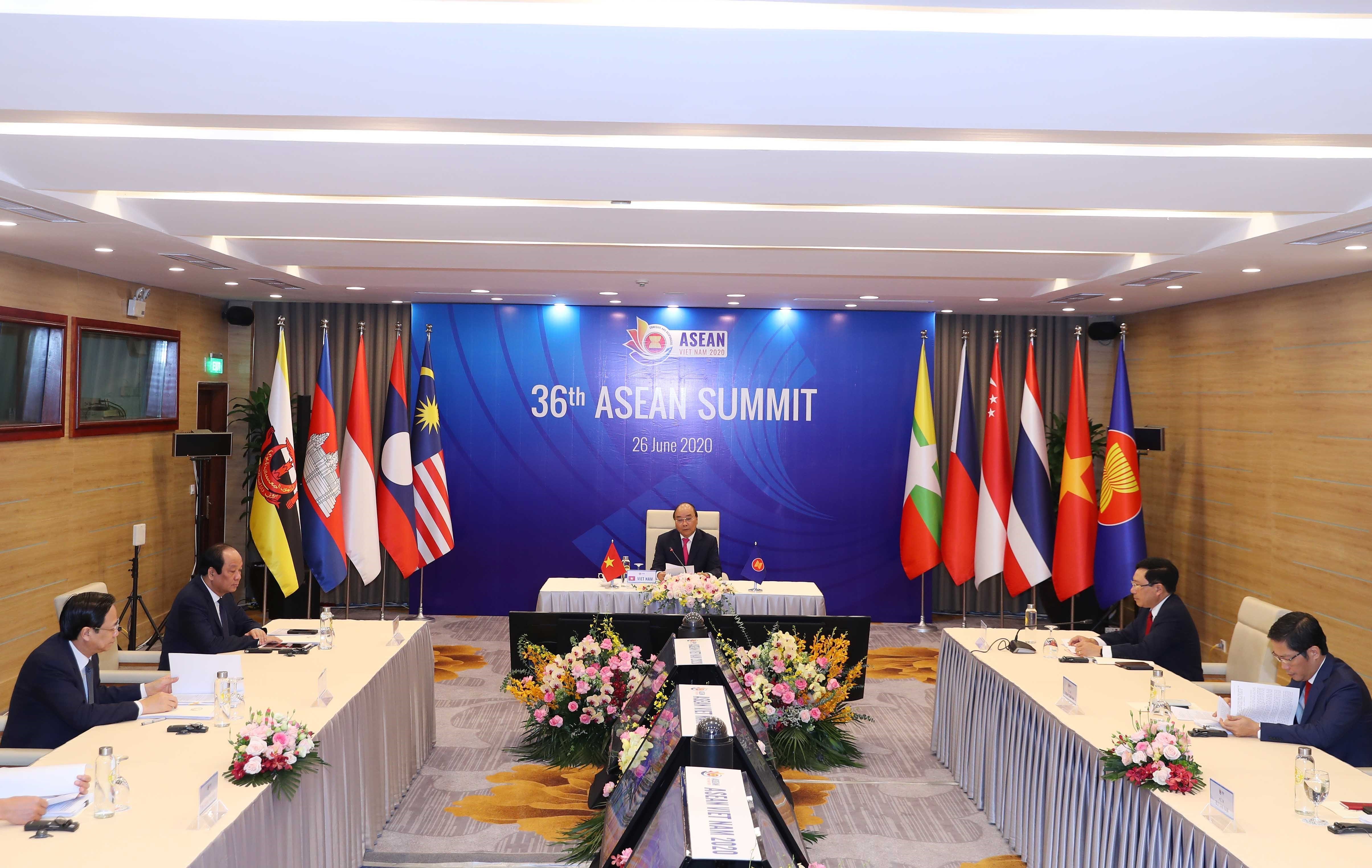 [Foto] ASEAN 2020: Premier vietnamita, Nguyen Xuan Phuc, preside Cumbre 36 de ASEAN hinh anh 5