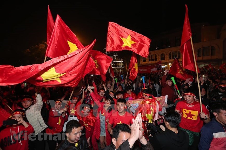 [Fotos] Sueno cumplido: Vietnam se proclama por primera vez campeon de SEA Games hinh anh 21