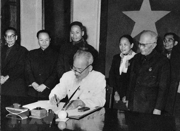 Segundo Congreso Nacional del Partido Comunista de Vietnam: Liderar la resistencia hasta vencer hinh anh 8