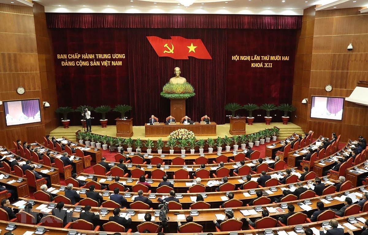 Concluye Comite Central del Partido Comunista de Vietnam tercera jornada de su XII pleno hinh anh 1