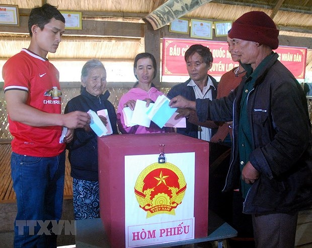 Instruye Buro Politico del PCV sobre elecciones de diputados y del Consejo Popular hinh anh 1