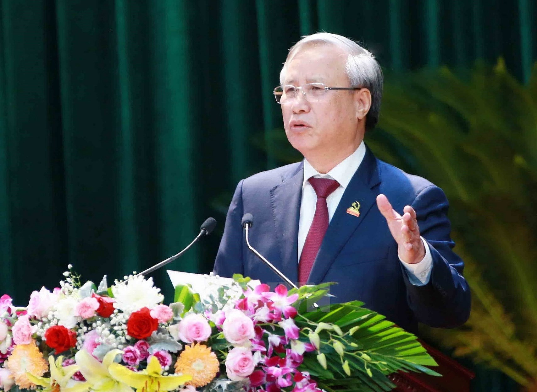 Dirigente partidista insta a provincia vietnamita de Ninh Binh a centrarse en desarrollo turistico hinh anh 1