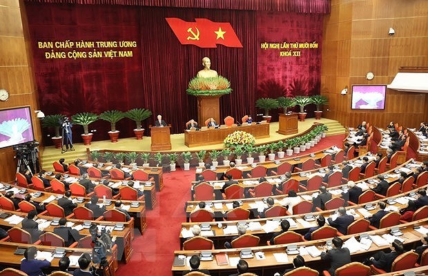 Analiza Comite Central del Partido Comunista de Vietnam labores de personal hinh anh 1
