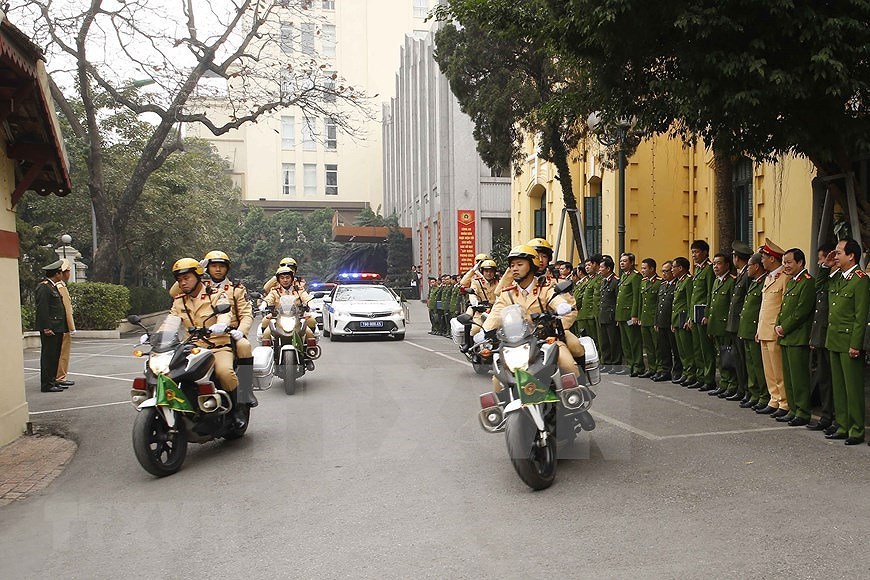 Policia de Hanoi despliega medidas para garantizar seguridad del XIII Congreso Nacional del Partido hinh anh 1