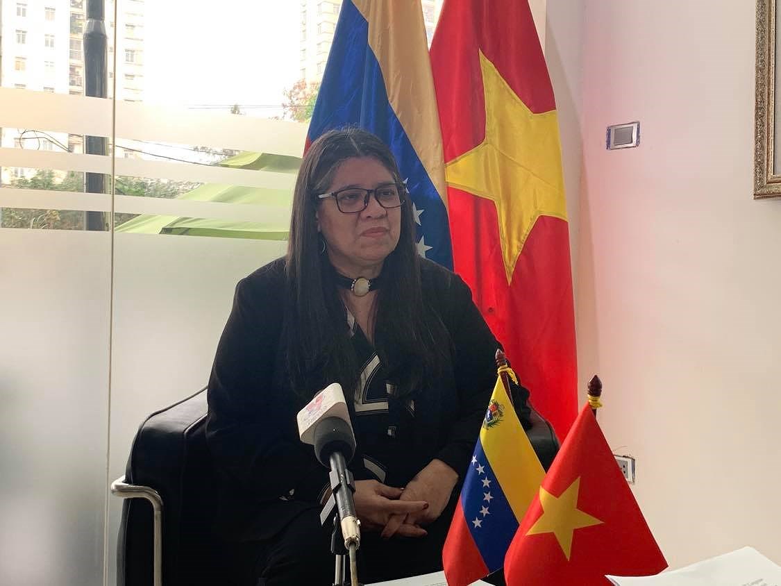 XIII Congreso Nacional del PCV sera llave del futuro, segun embajadora venezolana hinh anh 1