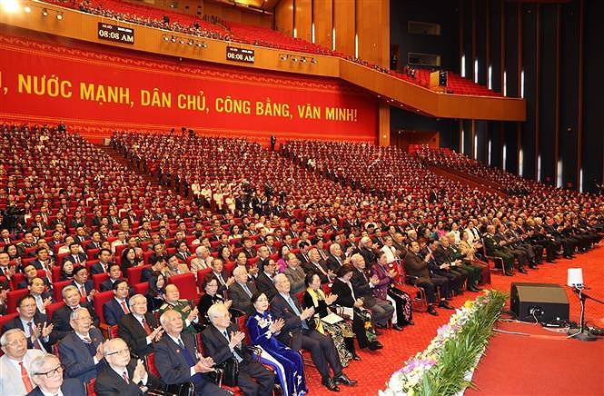 Sesiona segunda jornada oficial del XIII Congreso Nacional del Partido Comunista de Vietnam hinh anh 1