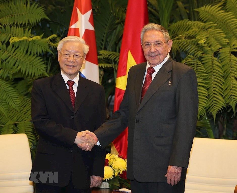 Primer secretario del Partido Comunista de Cuba felicita al maximo dirigente de Vietnam hinh anh 1