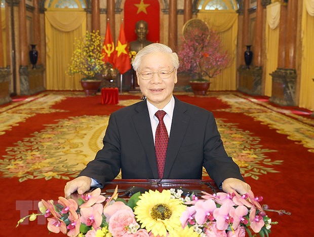 Lideres y amigos internacionales siguen felicitando al maximo dirigente de Vietnam hinh anh 1