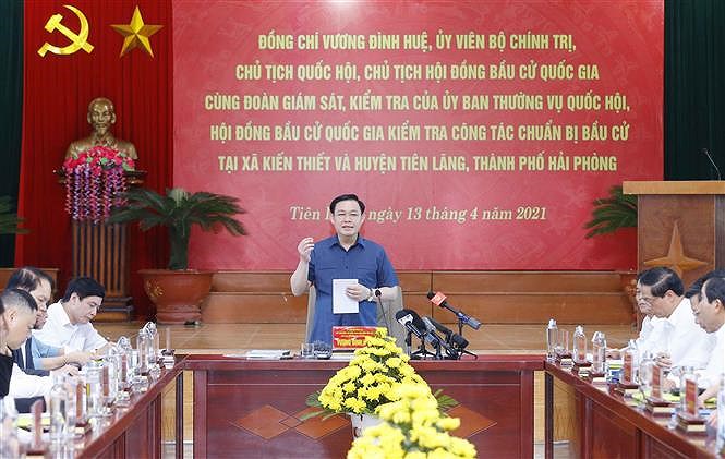 Presidente del Parlamento de Vietnam supervisa preparativos de proximas elecciones hinh anh 1