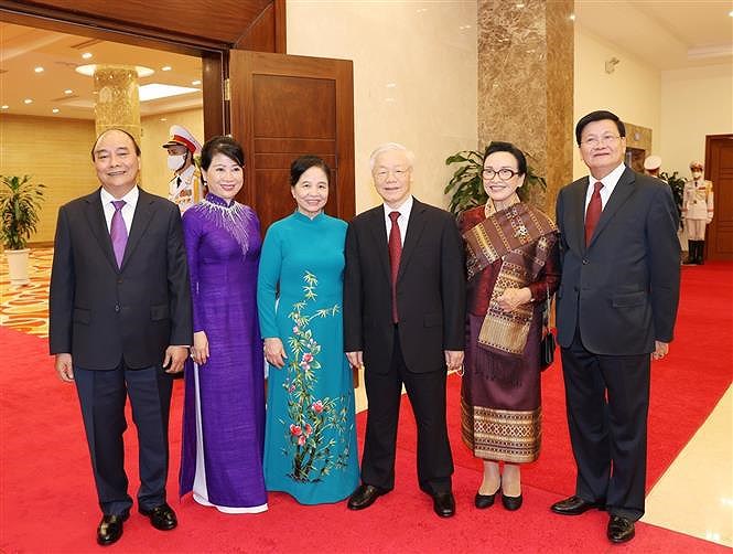 Visita del maximo dirigente de Laos a Vietnam: hito historico para ambos pueblos hinh anh 4