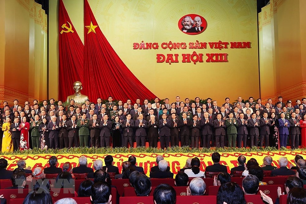 Presentan el Comite Central del Partido Comunista de Vietnam del XIII mandato hinh anh 3