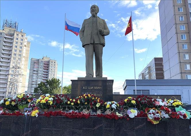 Memorias sobre el Presidente Ho Chi Minh en Rusia hinh anh 1
