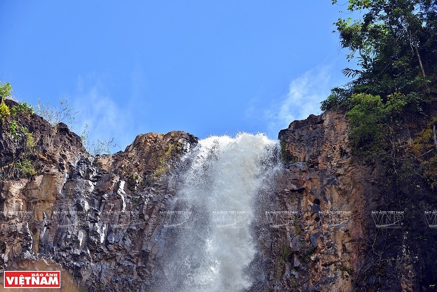 Нетронутыи водопад Лиенгнунг hinh anh 6